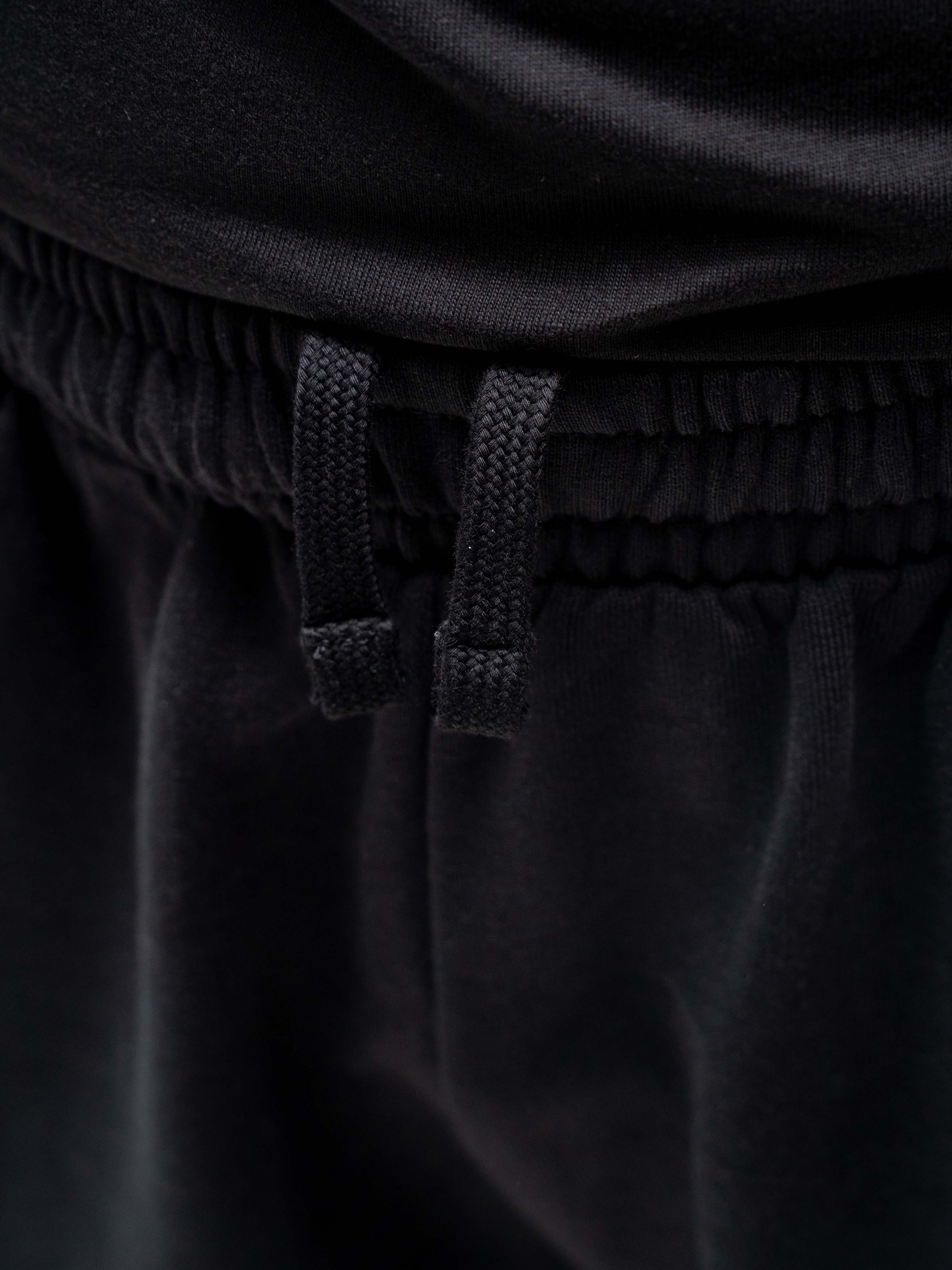 Heavyweight Bermuda Shorts - Black