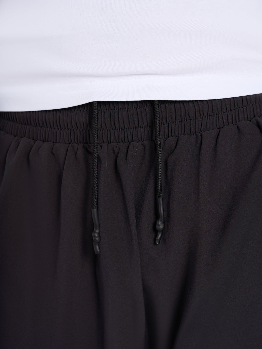 Confidence V2 4-Inch Tech Shorts - Black/White