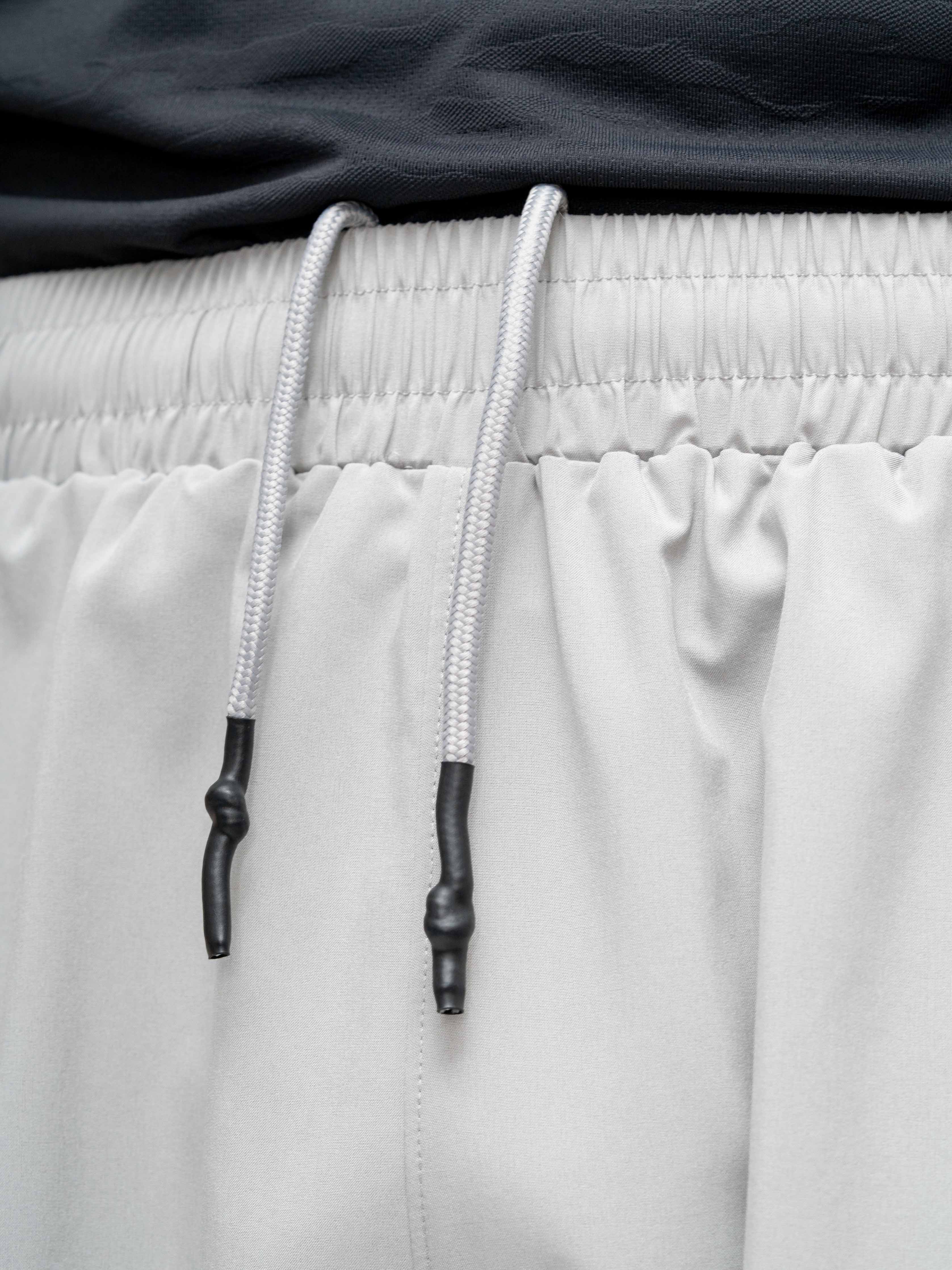 Confidence Tech Shorts 2.0 - Neutral Grey/White