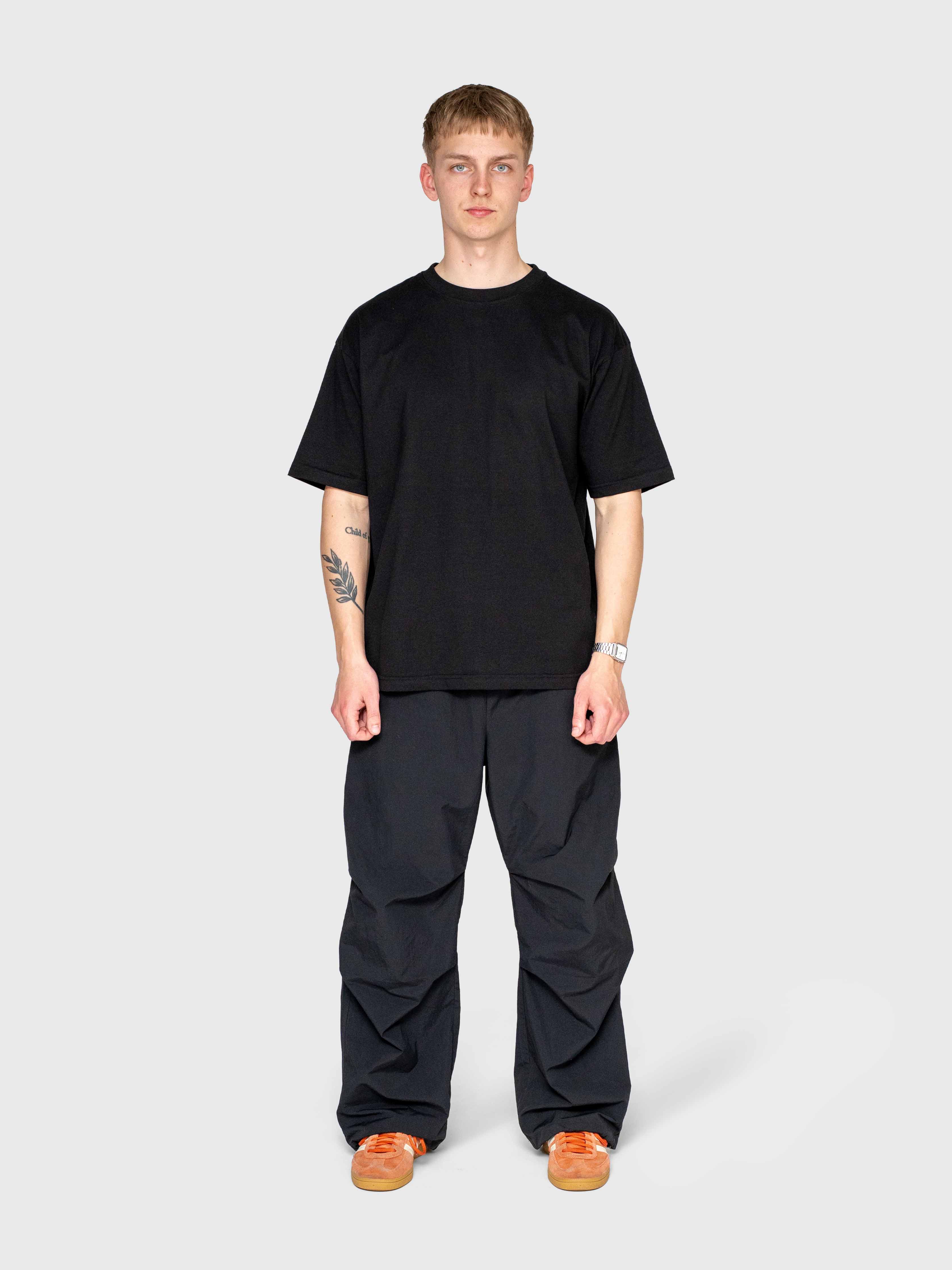 Oversized box tee - Black/Red